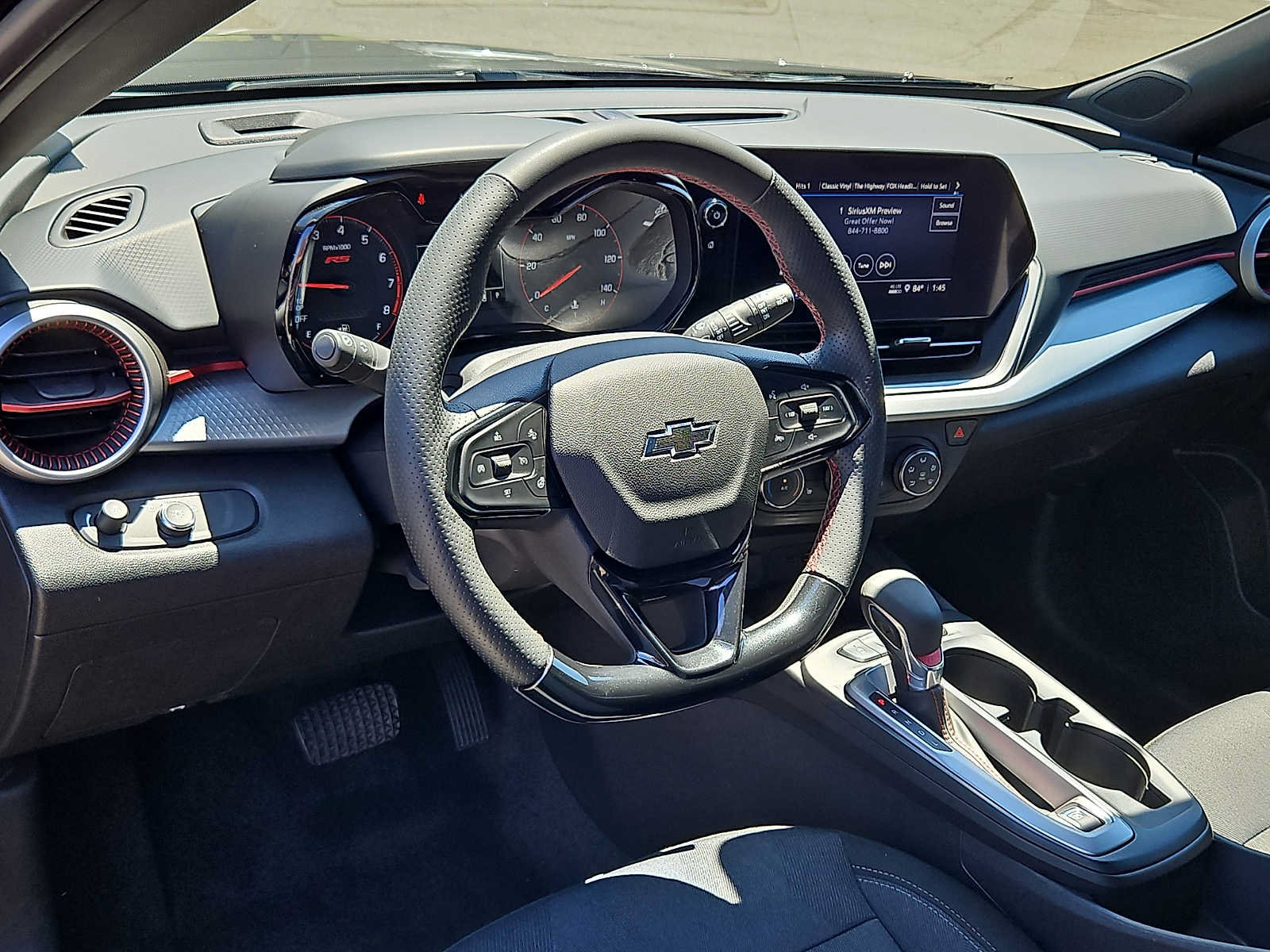 Used 2025 Chevrolet Trax RS w/ Driver Confidence Package FWD image 25