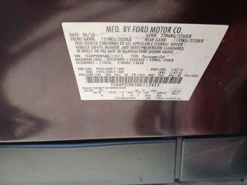 Used 2011 Ford Taurus SE FWD image 9