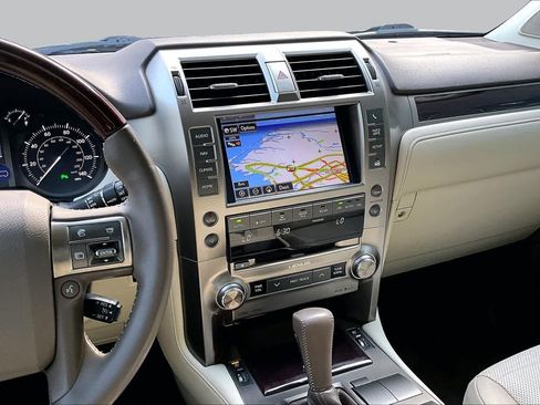 Used 2014 Lexus GX 460 w/ Premium Package AWD/4WD image 6