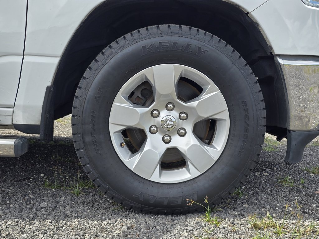 Used 2019 RAM 1500 Big Horn RWD image 11