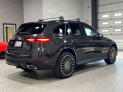 Used 2023 Mercedes-Benz GLC 300 4MATIC image 5