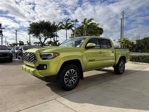Used 2023 Toyota Tacoma TRD Sport image 29