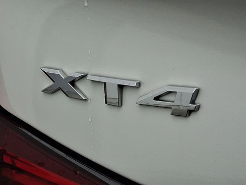 Used 2023 Cadillac XT4 Luxury w/ Cold Weather Package image 36
