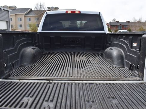 Used 2024 RAM 2500 Big Horn AWD/4WD image 9