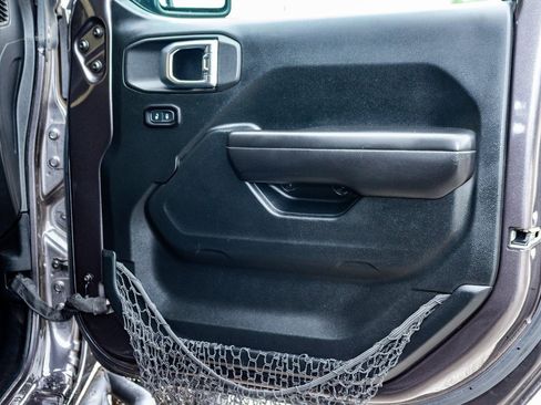 Used 2018 Jeep Wrangler Unlimited Sport S image 20