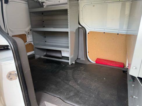 Used 2020 Ford Transit Connect XL FWD image 10