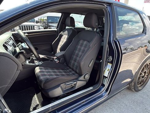 Used 2015 Volkswagen GTI S image 22