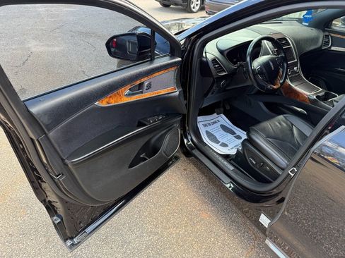 Used 2013 Lincoln MKX AWD image 8