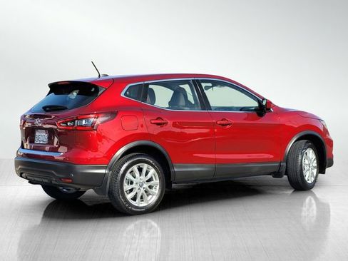 Used 2021 Nissan Rogue Sport S image 4