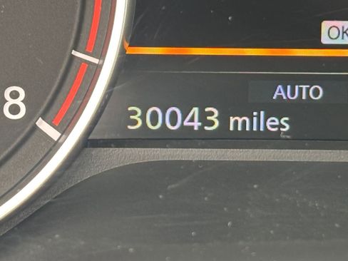 Used 2025 Nissan Rogue SV AWD/4WD image 42