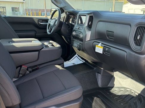 New 2026 GMC Sierra 1500 Pro AWD/4WD image 18