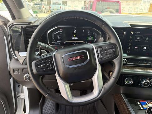 Used 2024 GMC Sierra 1500 Elevation RWD image 27