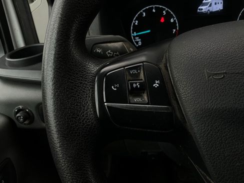 Used 2022 Ford Transit 350 DRW image 25