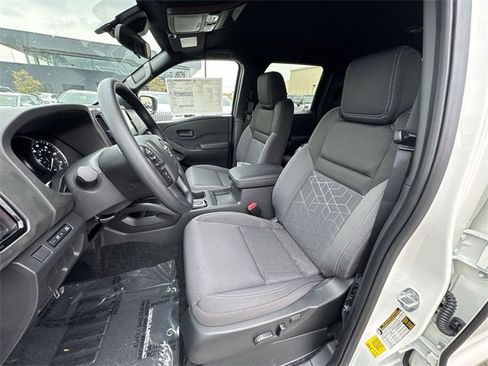 New 2026 Nissan Frontier SV w/ Tow Package image 11