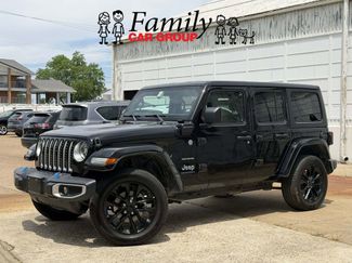 Used 2023 Jeep Wrangler Unlimited Sahara AWD/4WD video 1