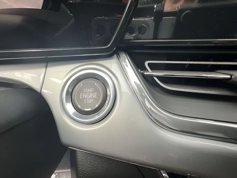 New 2025 Chevrolet Trax LT w/ LT Convenience Package image 16