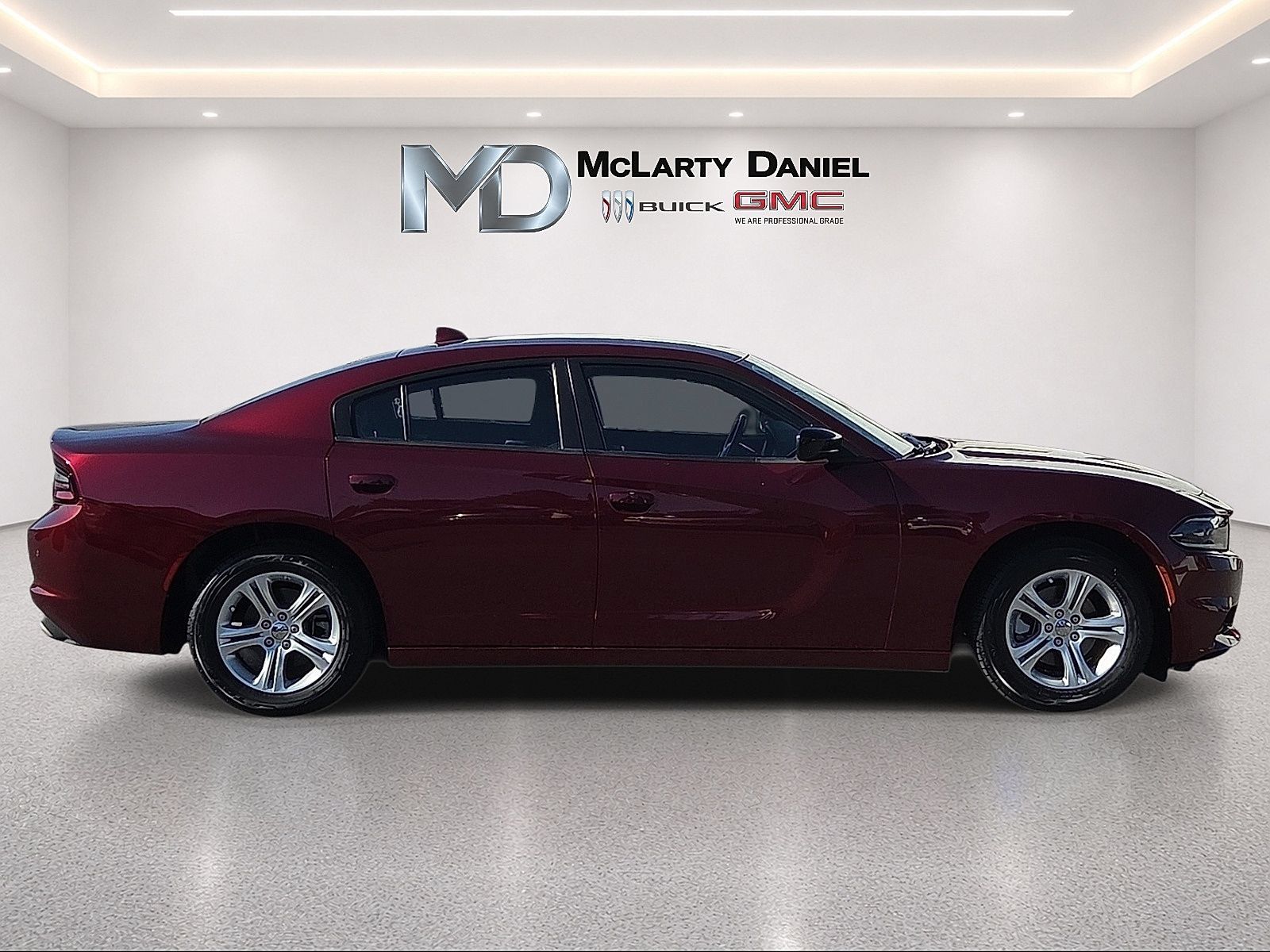 Used 2023 Dodge Charger SXT RWD image 15