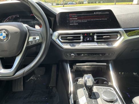 Used 2019 BMW 330i Sedan w/ Convenience Package image 21