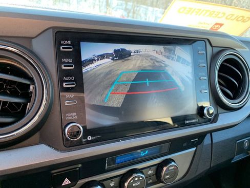 Used 2022 Toyota Tacoma TRD Sport image 23