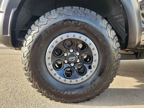 Used 2025 Ford F150 Raptor AWD/4WD image 19