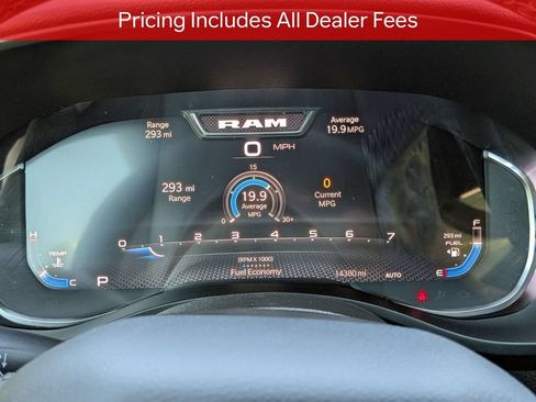 Used 2025 RAM 1500 Big Horn RWD image 29