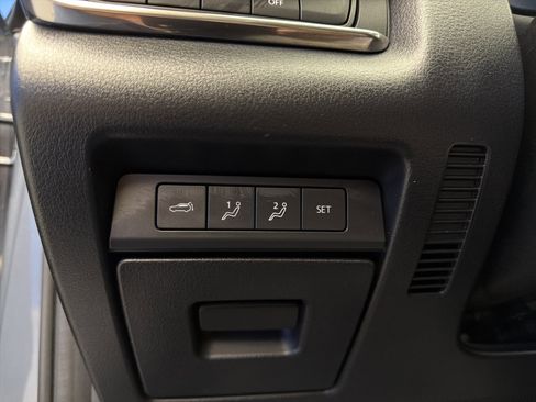 Used 2020 MAZDA CX-30 Premium Package image 16