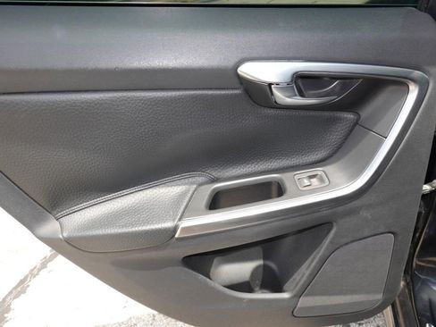 Used 2014 Volvo XC60 3.2 FWD image 20