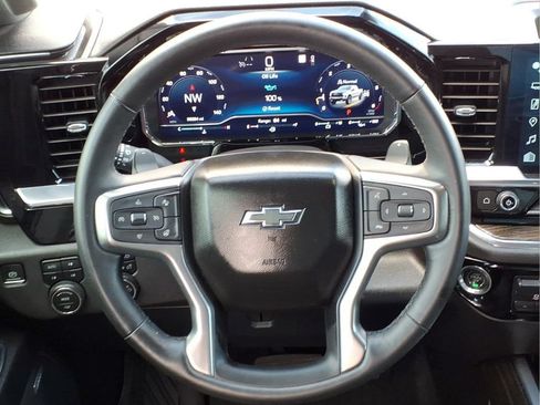 Used 2023 Chevrolet Silverado 1500 LT Trail Boss w/ LT Trail Boss Premium Package AWD/4WD image 26