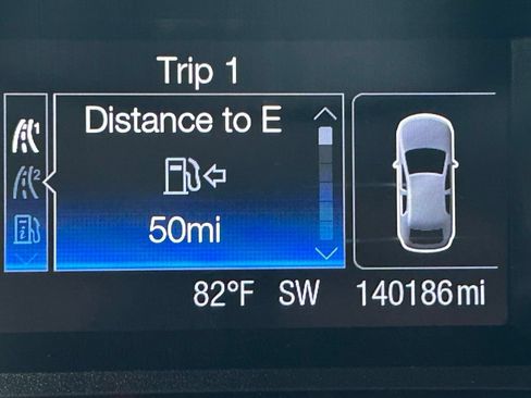 Used 2015 Ford Fusion SE w/ Equipment Group 201A FWD image 24