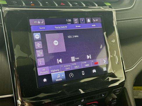 New 2025 Jeep Grand Cherokee Laredo X w/ Luxury Tech Group I image 13