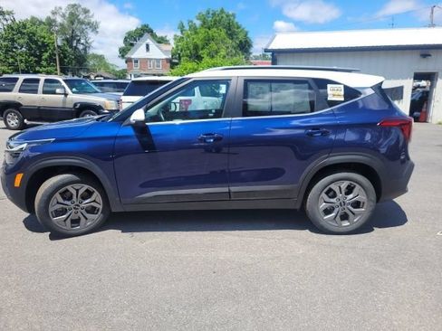Certified 2024 Kia Seltos S AWD/4WD image 2