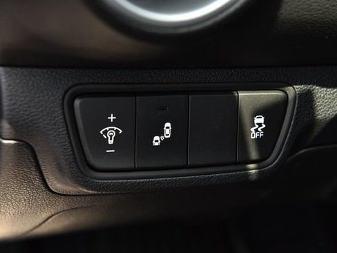 Used 2024 Kia Forte LXS w/ LXS Technology Package FWD image 10