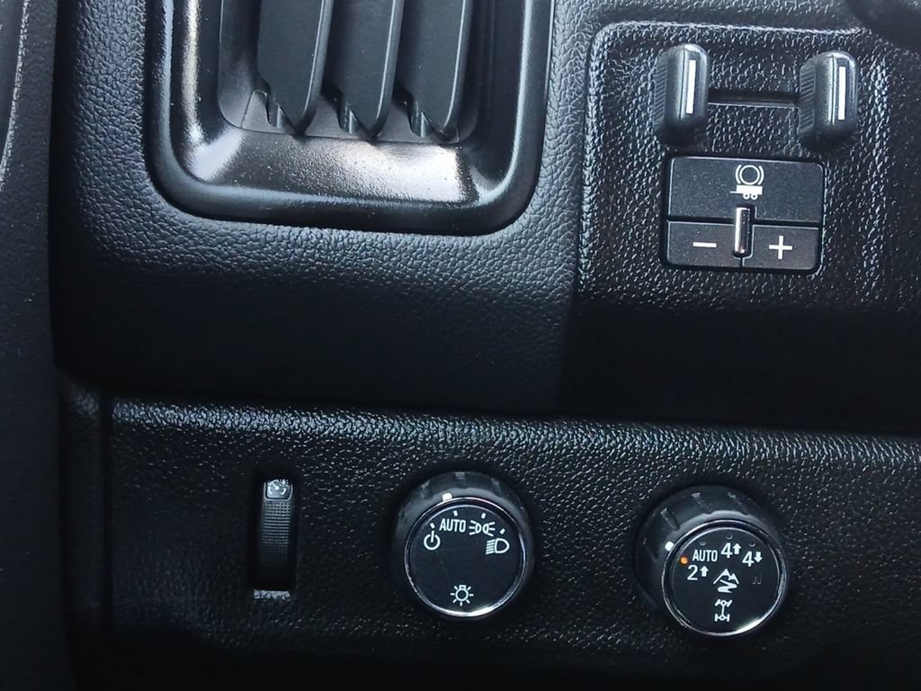 Used 2019 Chevrolet Colorado ZR2 AWD/4WD image 12