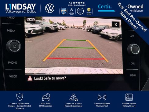 Certified 2022 Volkswagen Taos SEL w/ Panoramic Sunroof Package image 19