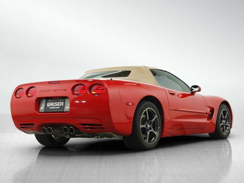 Used 2000 Chevrolet Corvette Convertible w/ Memory Pkg RWD image 5