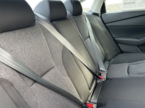 New 2025 Honda Accord SE image 18