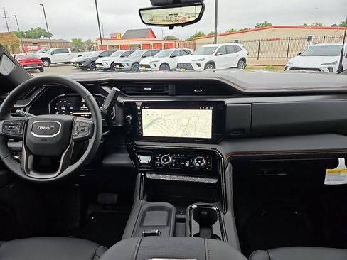 New 2026 GMC Sierra 2500 AT4 w/ AT4 Premium Plus Package AWD/4WD image 10