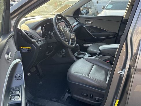 Used 2017 Hyundai Santa Fe Sport image 17