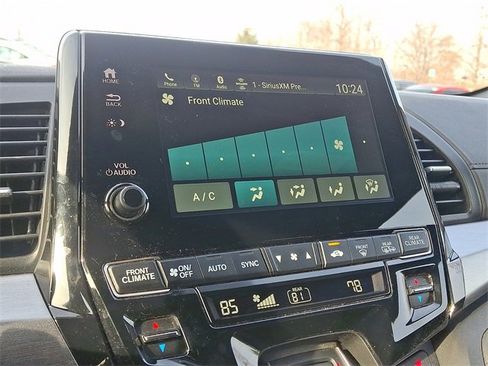 Used 2024 Honda Odyssey Sport image 17