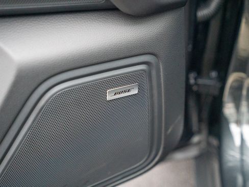 Certified 2026 Porsche Macan AWD/4WD image 11