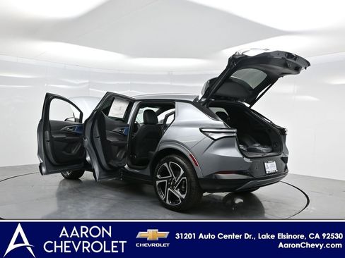 New 2026 Chevrolet Equinox EV LT image 39