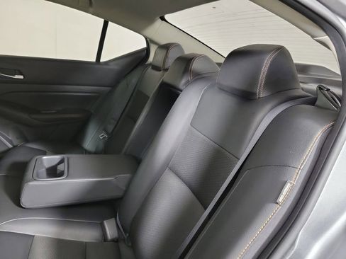 Used 2020 Nissan Altima 2.5 SR w/ Premium Package image 12