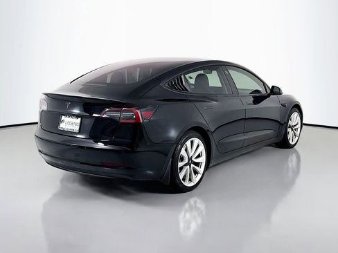 Used 2018 Tesla Model 3 Long Range RWD image 4