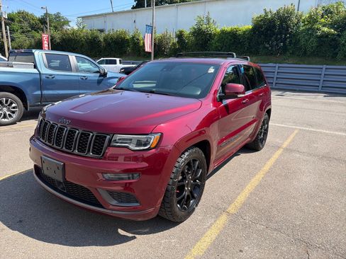 Used 2020 Jeep Grand Cherokee High Altitude AWD/4WD image 2