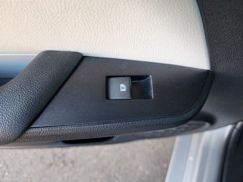 Used 2017 Toyota Prius Two FWD image 64