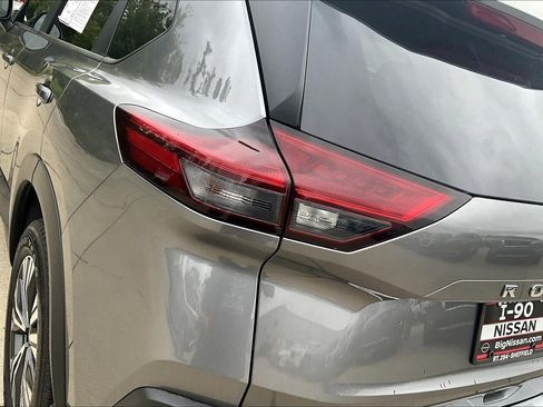 Certified 2023 Nissan Rogue SV image 37