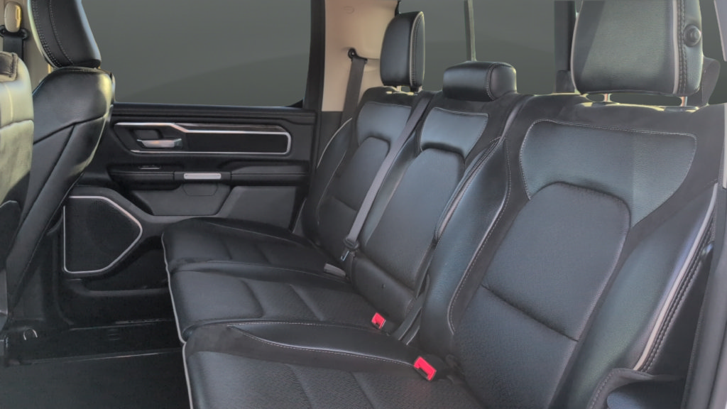 Used 2020 RAM 1500 Laramie AWD/4WD image 22
