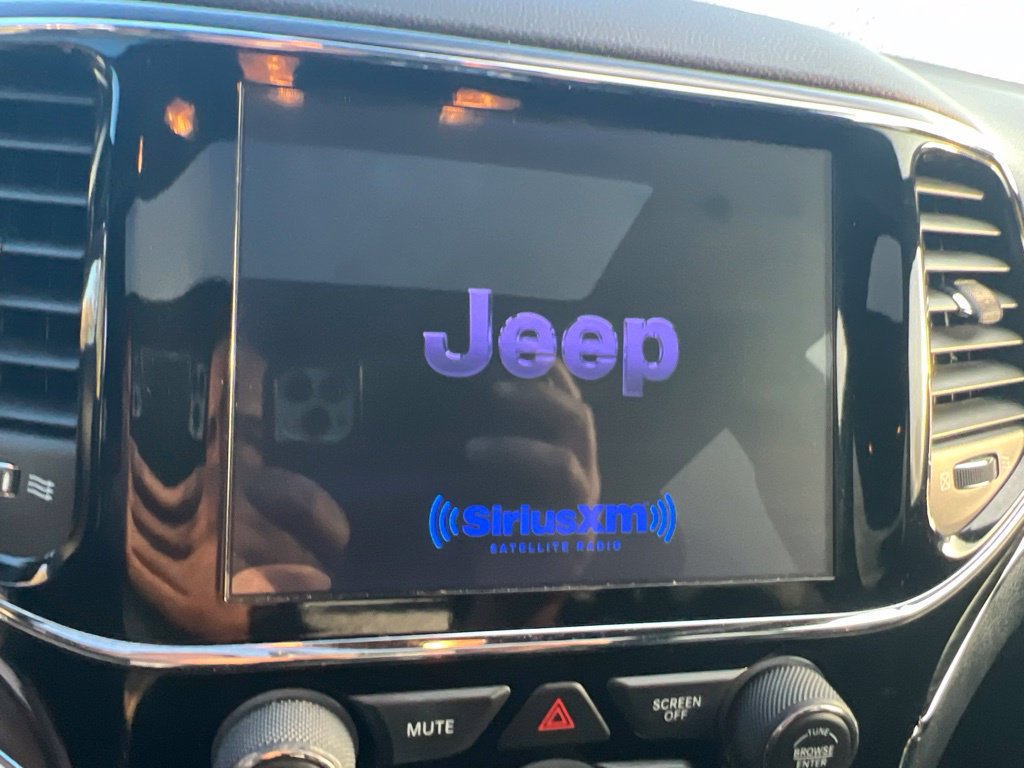 Certified 2020 Jeep Grand Cherokee Limited RWD image 46
