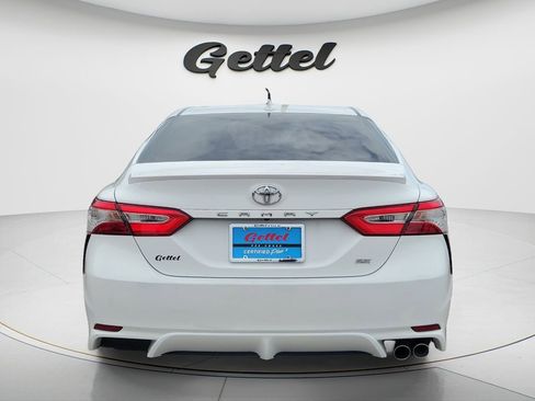 Certified 2020 Toyota Camry SE FWD image 6