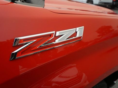 Used 2019 Chevrolet Silverado 1500 LT w/ All-Star Edition AWD/4WD image 5